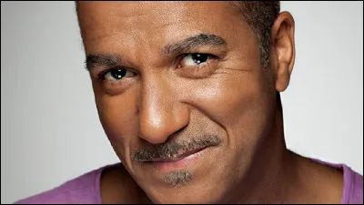 Qui est cet acteur qui joue le rôle de ''Denis'' dans le film ''L'Oeil au beur(re) noir'' ?