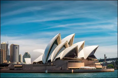 Quel membre a vécu à Sydney ?