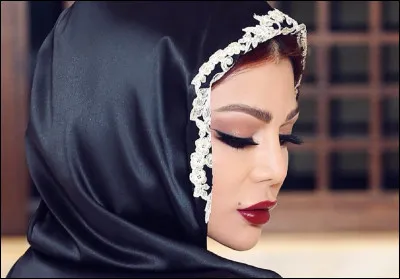 Quel aviateur célèbre est l'auteur de cette citation : ''Chaque femme contient un secret : un accent, un geste, un silence.'' ?