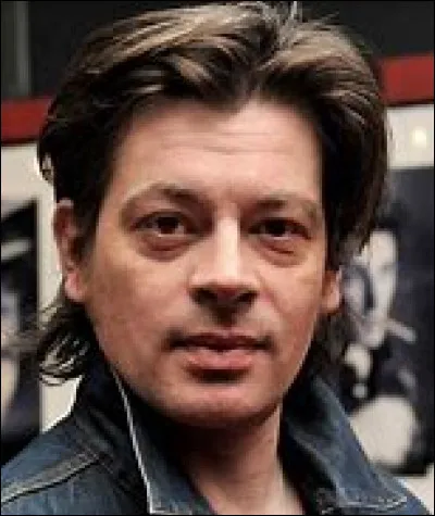 Qui est ce Benjamin, auteur-compositeur-interprète et acteur français ?