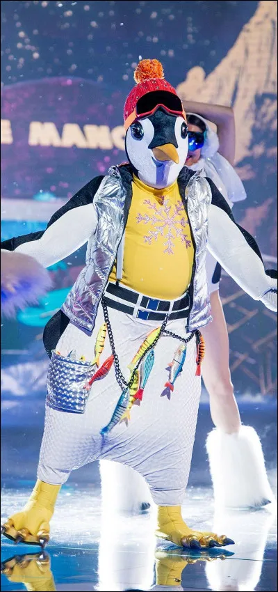 Qui se cachait sous le costume du manchot, douzième démasqué et gagnante de la saison ?