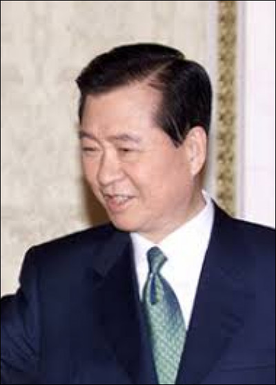 Kim Dae-jung fut nommé prix Nobel de la paix en 2000. Quel pays dirigeait-il de 1998 à 2003 ?