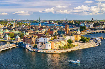 Sa capitale est Stockholm :