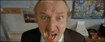 Dans ''Taxi 2'', le commissaire Gilbert fait monter le ministre de la défense japonais dans une Peugeot blindée et modifiée. Mais laquelle est-ce ?