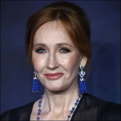 Qui est l'auteure de la célèbre saga « Harry Potter » ?