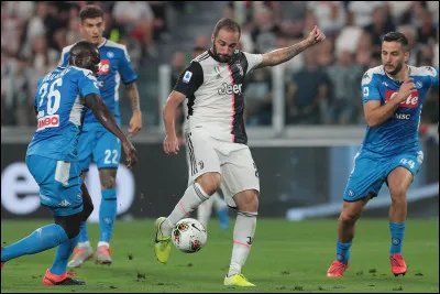 Parmi ces clubs, quel est celui dans lequel Gonzalo Higuaín n'a pas joué ?