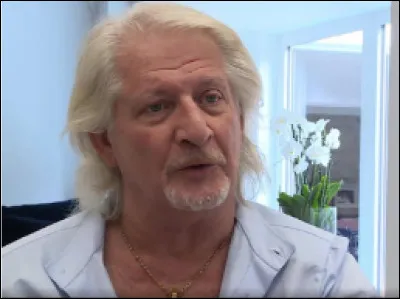 Qui est ce Patrick, imitateur, humoriste, auteur-compositeur-interpr&egrave;te, po&egrave;te, &eacute;crivain, producteur-animateur fran&ccedil;ais ?