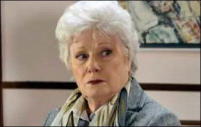 Qui est cette actrice qui joue ''Irma la Douce'' dans la comédie musicale éponyme ?