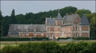 Nous partons dans le Beauvaisis à la découverte du château de Troissereux. Village des Hauts-de-France, il se trouve dans le département ...