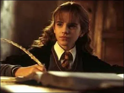 Hermione est une élève sérieuse, à quelle épreuve n'a-t-elle pas eu la note optimale pendant ses B.U.S.E ?
