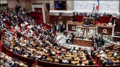 Parmi ces pouvoirs duquel ne dispose pas les parlementaires ?