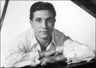 Quel était le surnom de Gilbert Bécaud ?