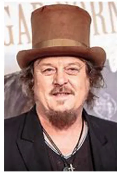 Qui se cache derrière le pseudo Zucchero ?