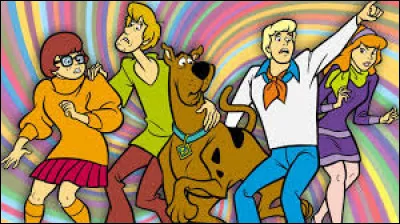 Dans "Scooby-Doo", Daphné est-elle bête, intelligente ou normale ?