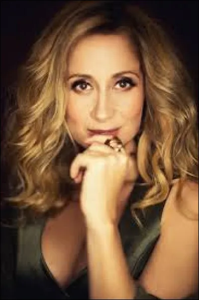 Dans quel pays Lara Fabian est-elle née ?