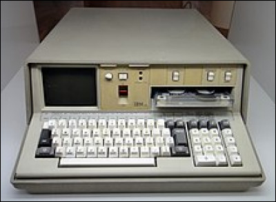 En 1975, le premier ordinateur personnel a été inventé par :