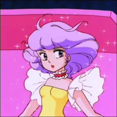 Dans l'anime de 1983 "Creamy, merveilleuse Creamy", quelle maison de disques recrute Creamy comme chanteuse ?