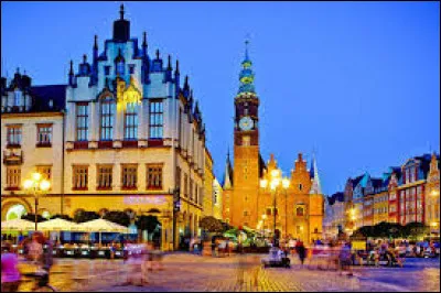 Ne vous trompez pas en cochant le pays de Wrocław.