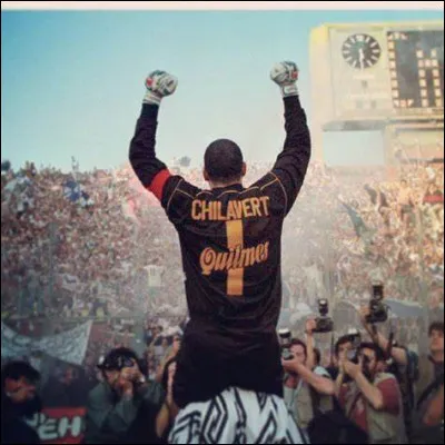 Quelle est la nationalité du gardien "Fantasque" Chilavert ?