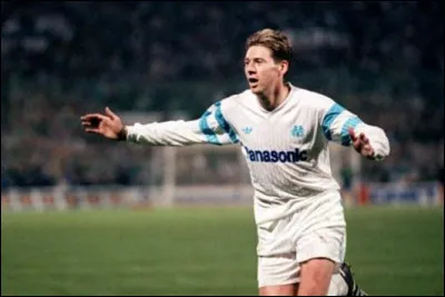 Combien de buts Chris Waddle a-t-il inscrits sous le maillot de l'OM ?