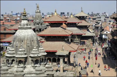 Quel pays a pour capitale Katmandou ?