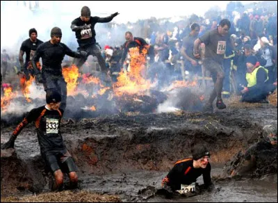 Où a lieu chaque année la compétition la plus dure du monde : "a Touch Guy Competition" ?