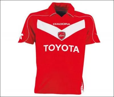 A qui appartient ce maillot ?