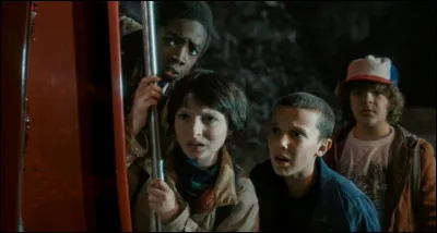 Complétez cette citation de Steve Harrington : Je suis peut-être un petit ami plutôt merdique, mais il s'avère que je suis en fait un très bon...