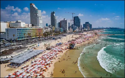 Quel est l'objet le plus acheté dans les magasins high-tech ?