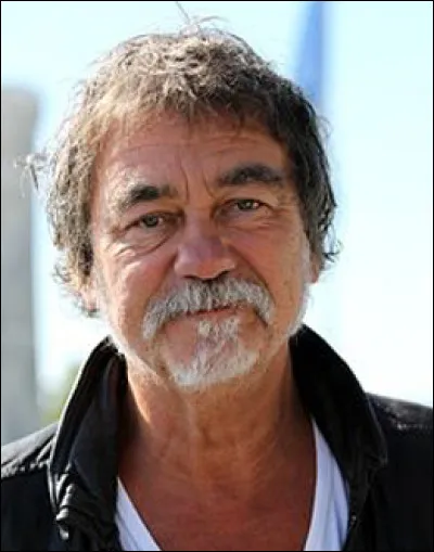 Qui est cet Olivier, ancien inspecteur de police, acteur, réalisateur et scénariste français ?