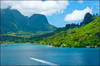 Dans quel hémisphère se trouve l'île de Tahiti ?