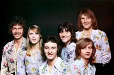 Complétez le titre de cette chanson : "Quand tu...