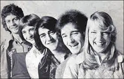 Complétez le titre de cette chanson : "Viens faire un tour...