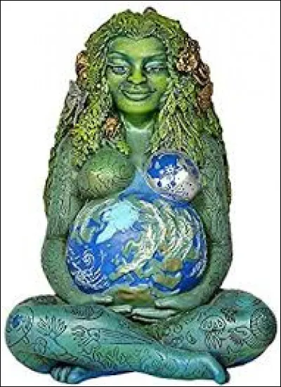 Je suis un titan identifié à la « Déesse mère ». Qui suis-je ?