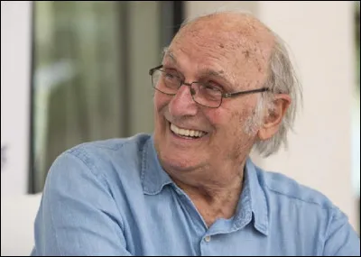 Qui est ce cinéaste espagnol, réalisteur du film ''Le Jardin des délices'' ?