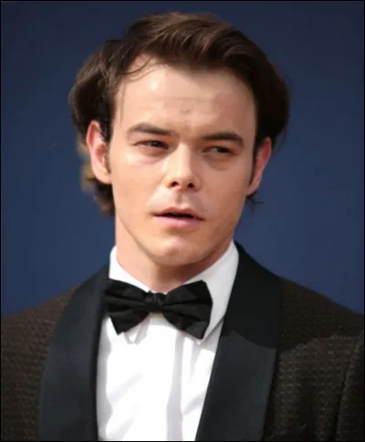 Quel rôle a joué Charlie Heaton ?