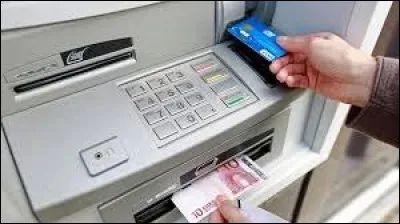 Dans les premiers distributeurs de billets des années 80, l'automate donnait l'argent, le ticket, puis la carte. Pourquoi a-t-on modifié cet ordre ?