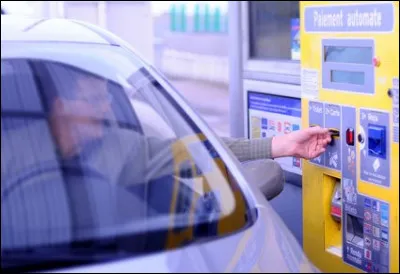 Parmi ces exemples routiers, lequel n'est pas un automate ?