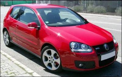 Parlons de la Golf V GTi. Celle-ci développait combien de chevaux max. ?