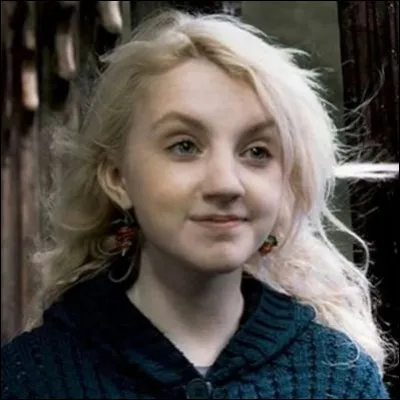 Elle se marie avec Neville Londubat.