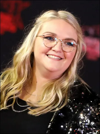 Avec quelle chanteuse française a-t-elle interprété le titre " Mon héroïne" ?