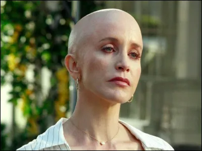 Durant quelle saison Lynette a-t-elle eu un cancer ?