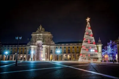 Que font les Portugais, une fois le repas de Noël terminé ?
