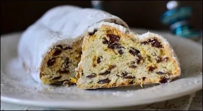 Le Christstollen est le gâteau traditionnel consommé en Allemagne pour Noël. Parmi les ingrédients ci-dessous, lequel n'entre pas dans sa composition ?
