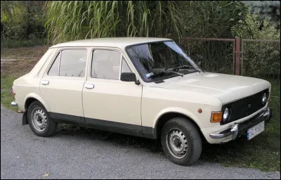 Quelle est cette marque d'origine yougoslave, filiale de FIAT, fondée en 1953, disparue en 2008 ?