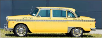 Quelle est cette marque américaine fondée en 1922, disparue en 2010, spécialisée dans la fabrication de taxis en particulier ceux de New York ?