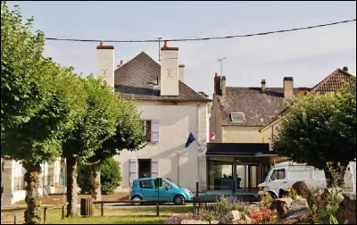 Quel est le gentilé des habitants de Jouet-sur-l'Aubois, commune située dans le département du Cher ?