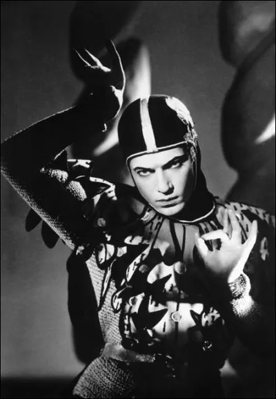 A les côtes en biais, c'est la...