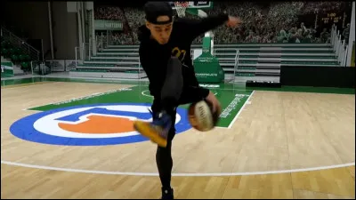 À quel autre move le Crazy Legs peut-il être assimilé comme une variante plus complexe ?