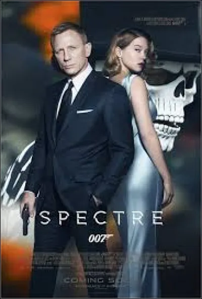 Quelle actrice français tient un rôle important dans le film "007 Spectre" ?